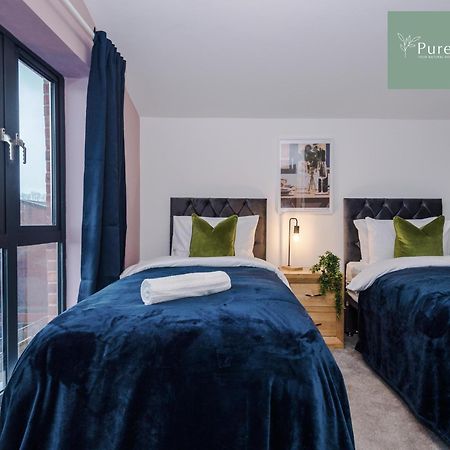 Stunning Five Bedroom Manchester House With Free Parking By Purestay Short Lets & Serviced Accommodation 外观 照片