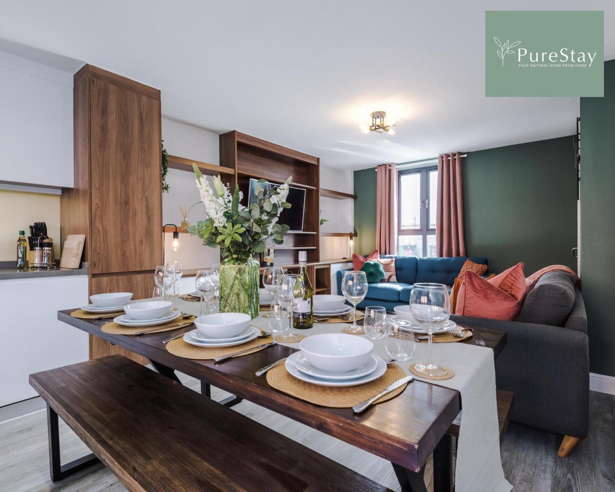 Stunning Five Bedroom Manchester House With Free Parking By Purestay Short Lets & Serviced Accommodation 外观 照片